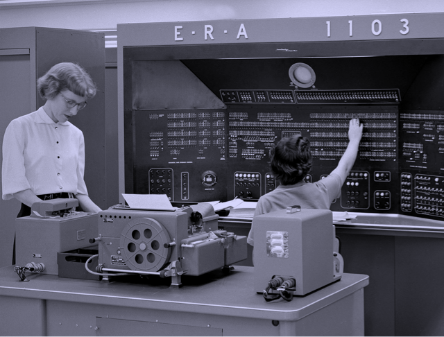 Una computadora E.R.A.Univac 1103 en la década de 1950